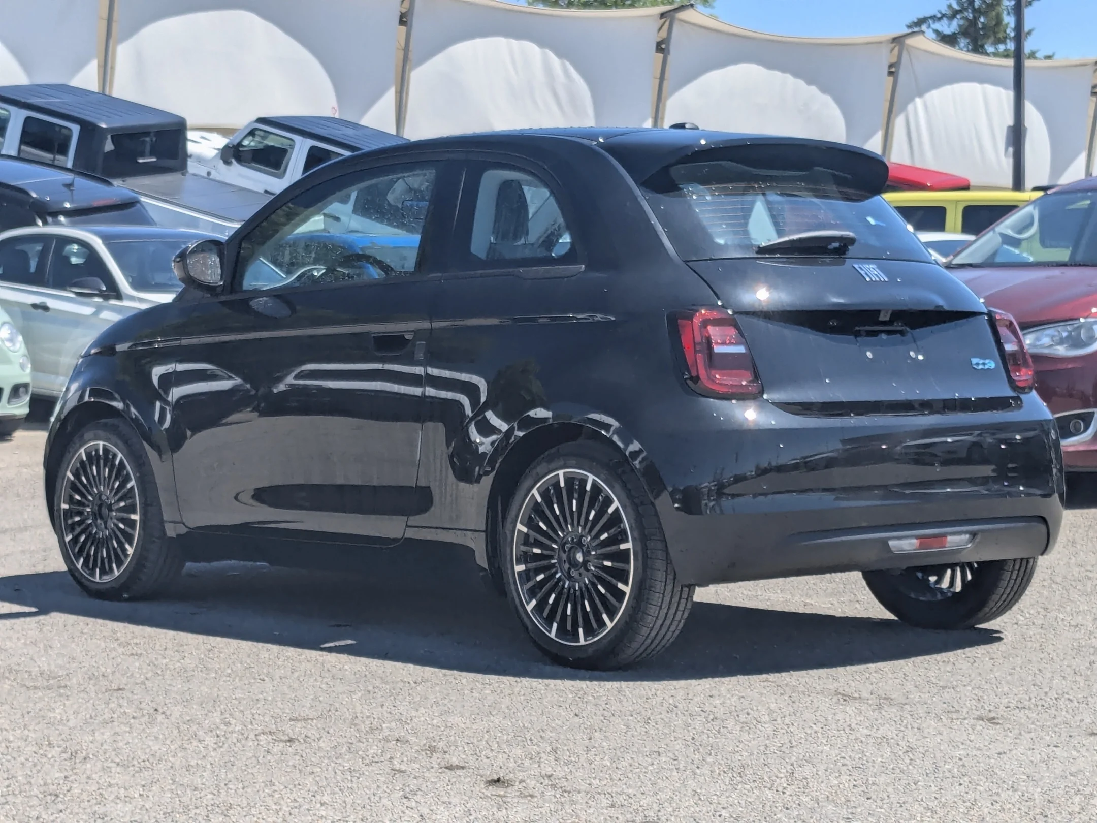 New 2026 Black FIAT Pop - - FWD - 42kWh Electric - Heated Seats - Lane Keep Assist - Rear Camera & More! image 7