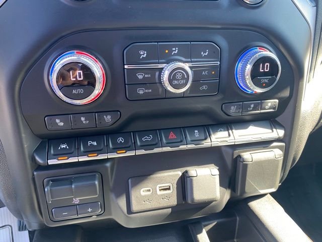 Used 2020 Black GMC SLT image 27