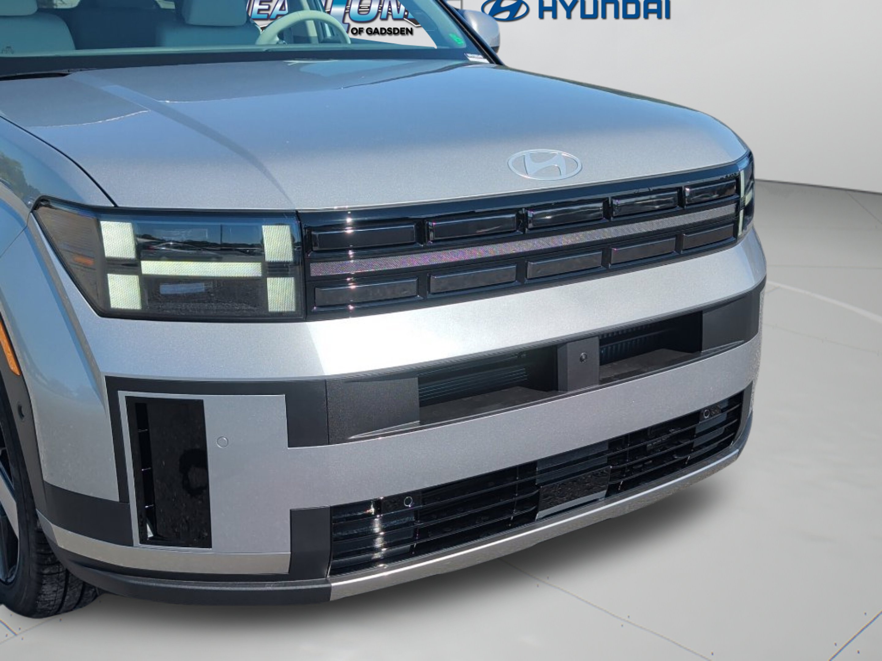New 2027 Shimmering Silver Hyundai Limited 6P image 42