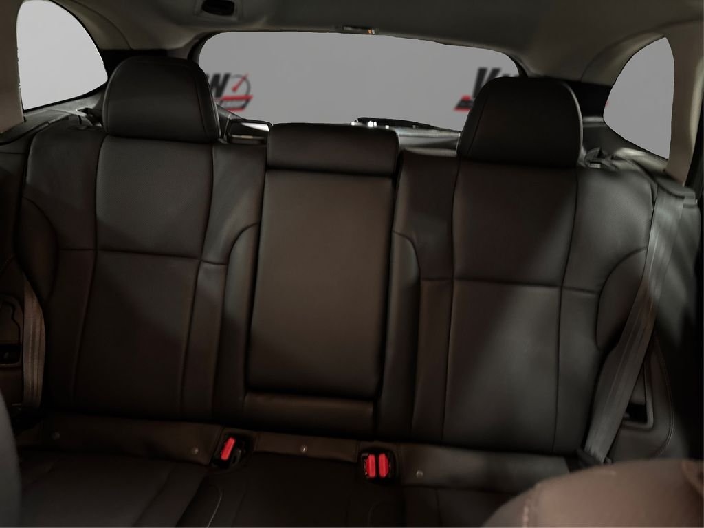 Used 2020 White Subaru Limited image 19