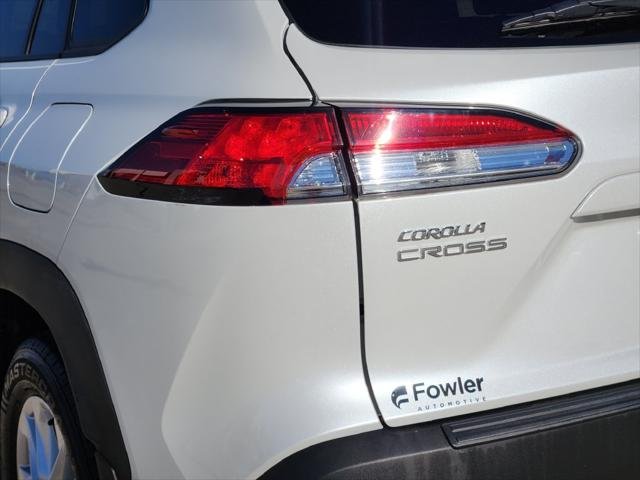 Certified Used 2024 WIND CHILL PEARL Toyota  image 15