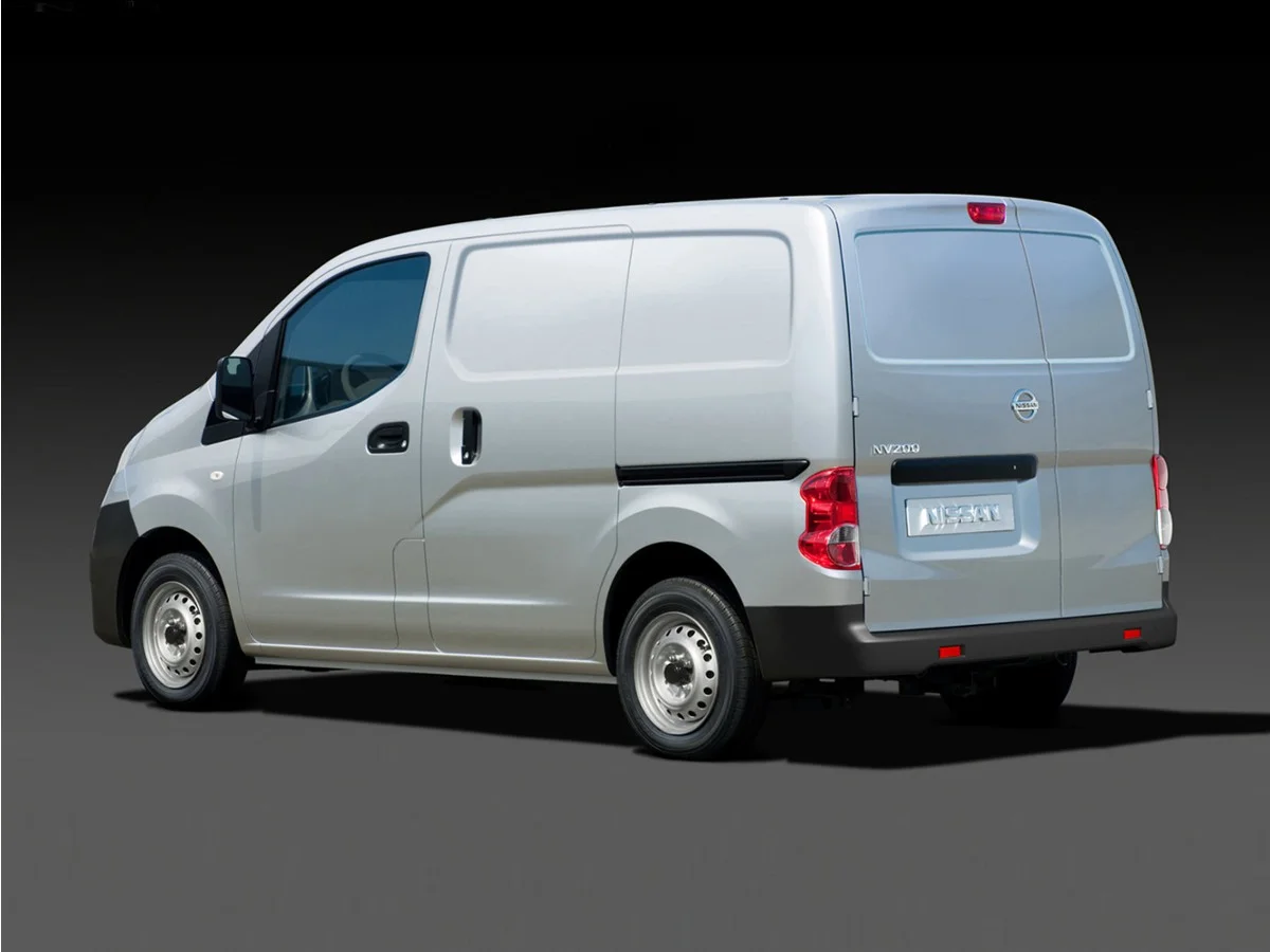 2019 Nissan NV200's photo