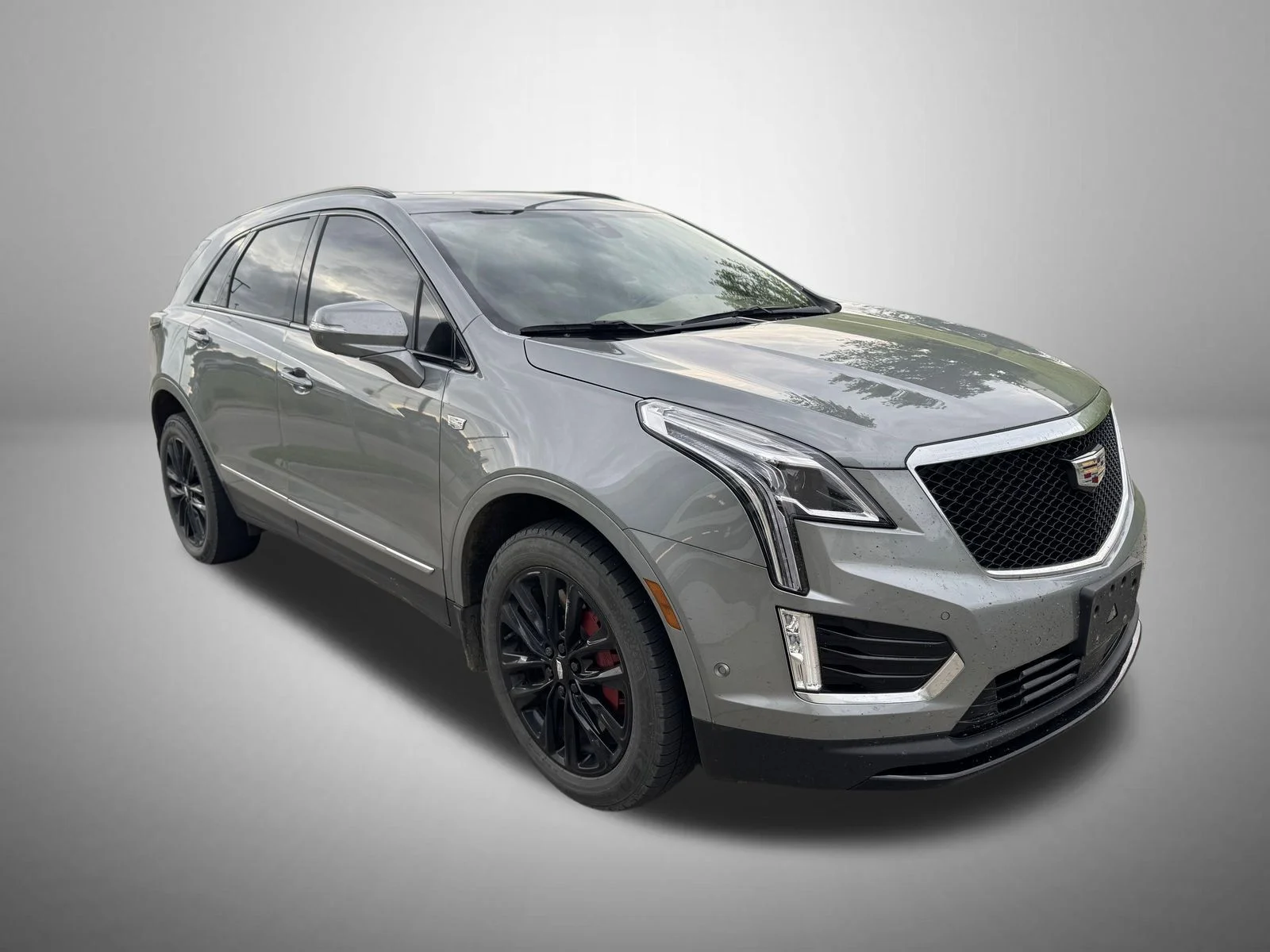 Used 2023 Silver Cadillac Sport image 2