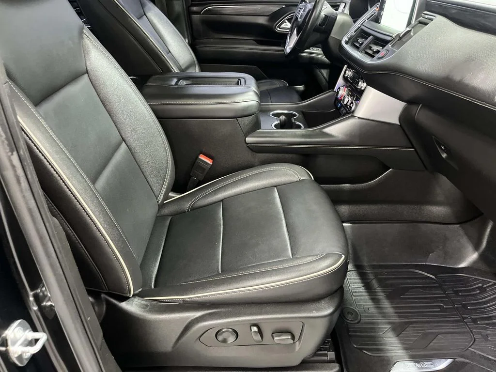 Certified Used 2022 Onyx Black GMC SLT image 30