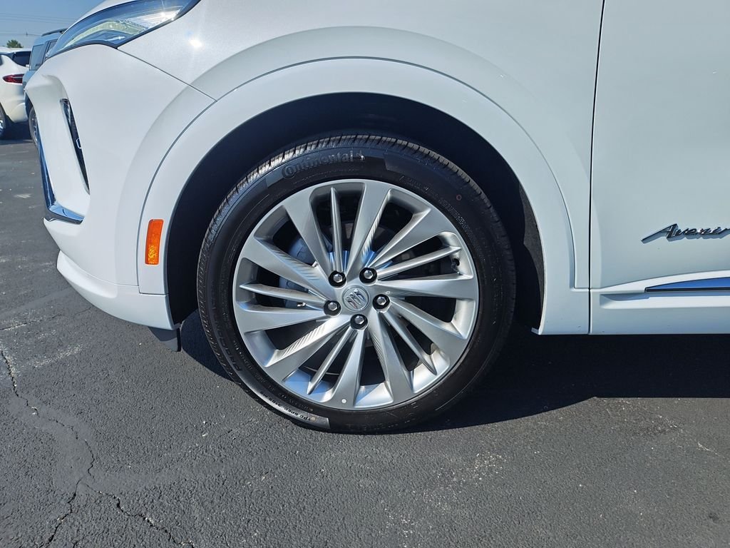 Used 2026 White Buick Avenir image 10