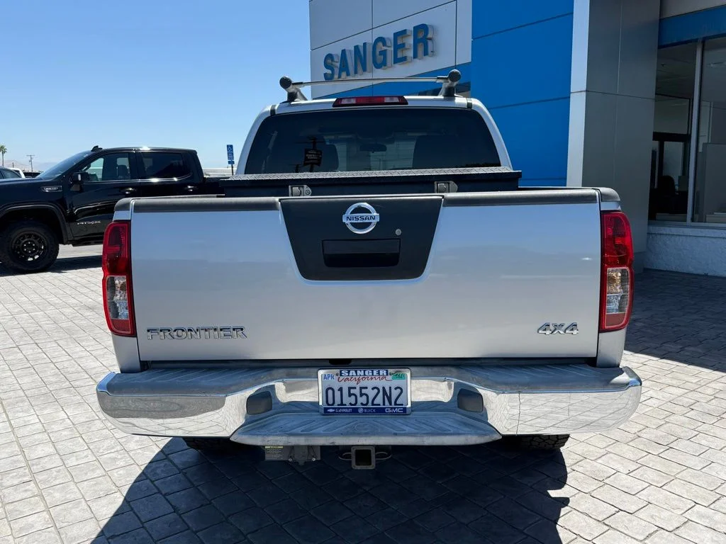 Used 2006 Silver Nissan NISMO Off-Road image 9