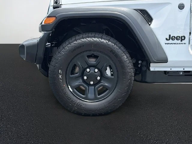 New 2026 Bright White Clear-Coat Exterior Paint Jeep Sport image 29