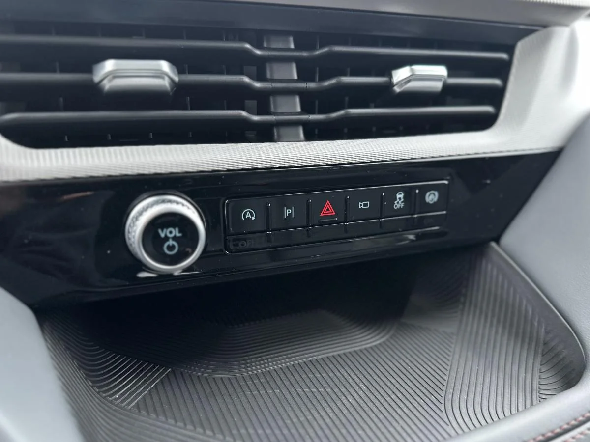 New 2026 White Ford Active 200a Pkg image 22