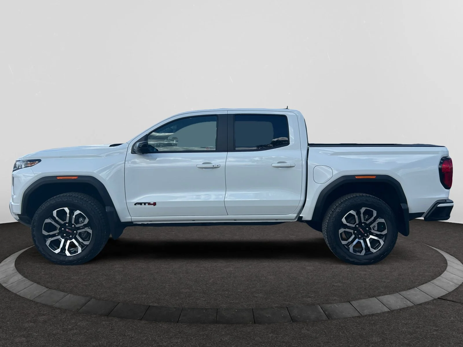 New 2026 Summit White GMC AT4 image 2