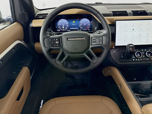 New 2026 Fuji White Land Rover X-Dynamic SE image 25