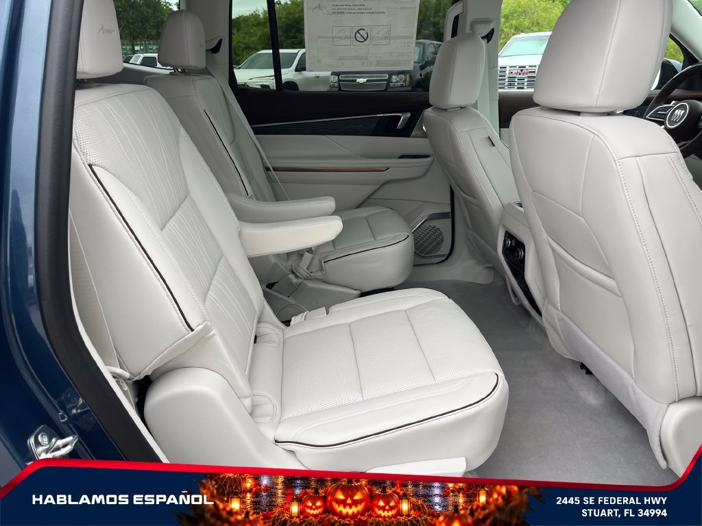 2026 Buick Enclave Avenir - Photo 18