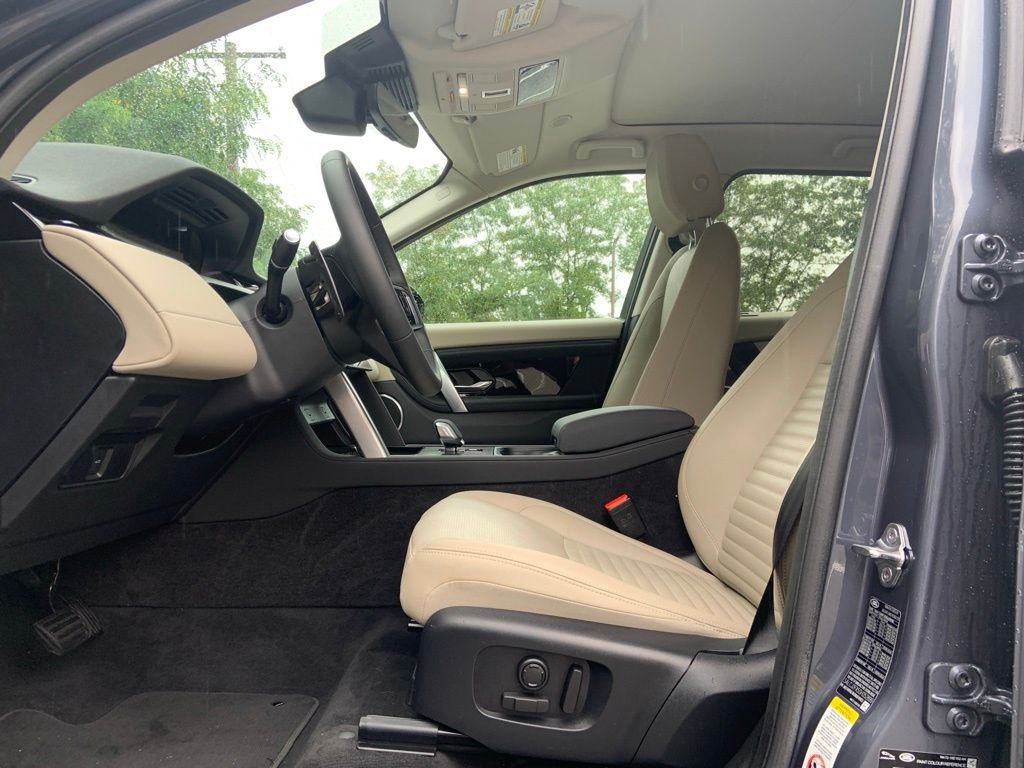 Certified Used 2025 Blue Land Rover S image 14