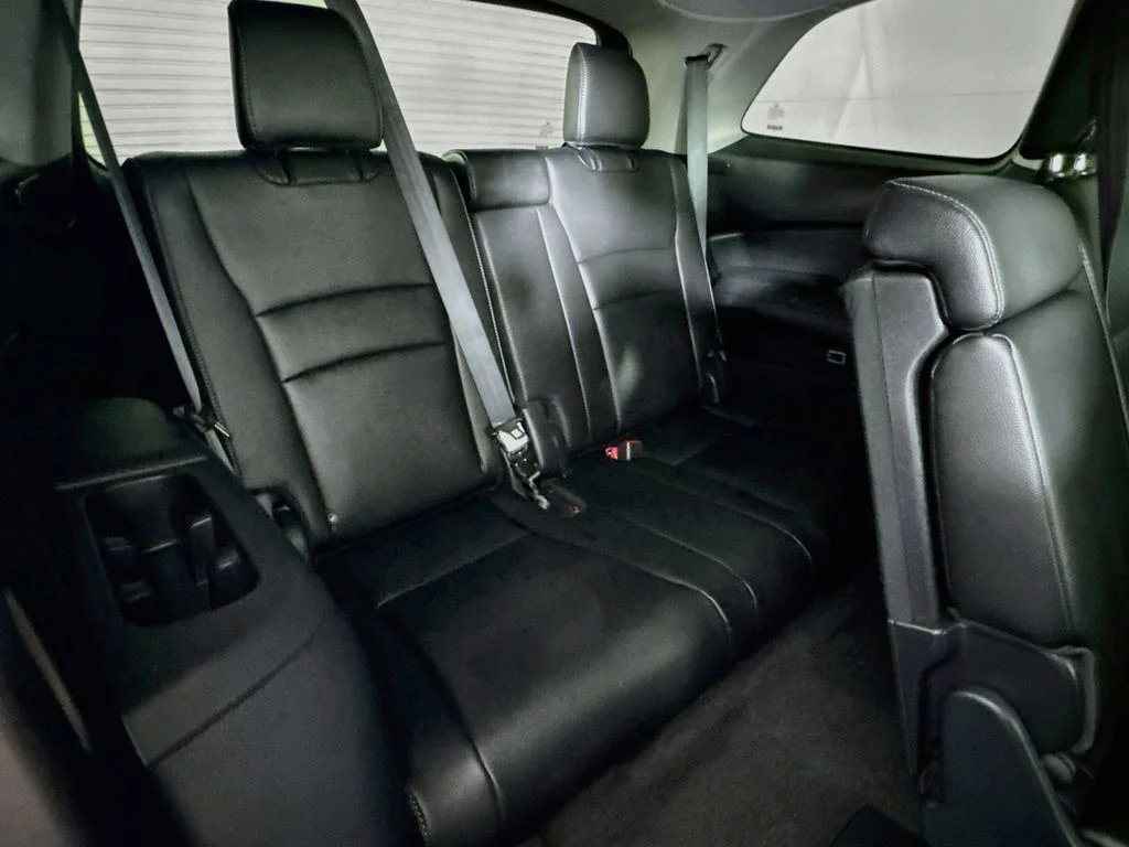 Used 2020 White Honda EX-L image 36