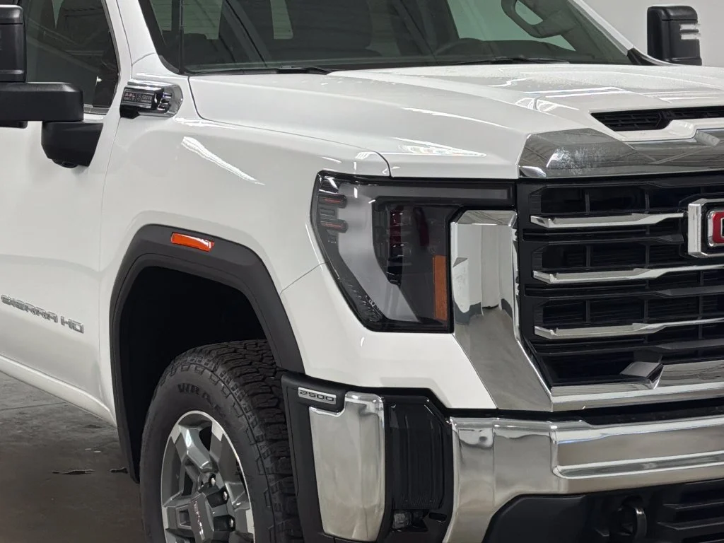 2026 GMC Sierra 2500HD SLE - Photo 4