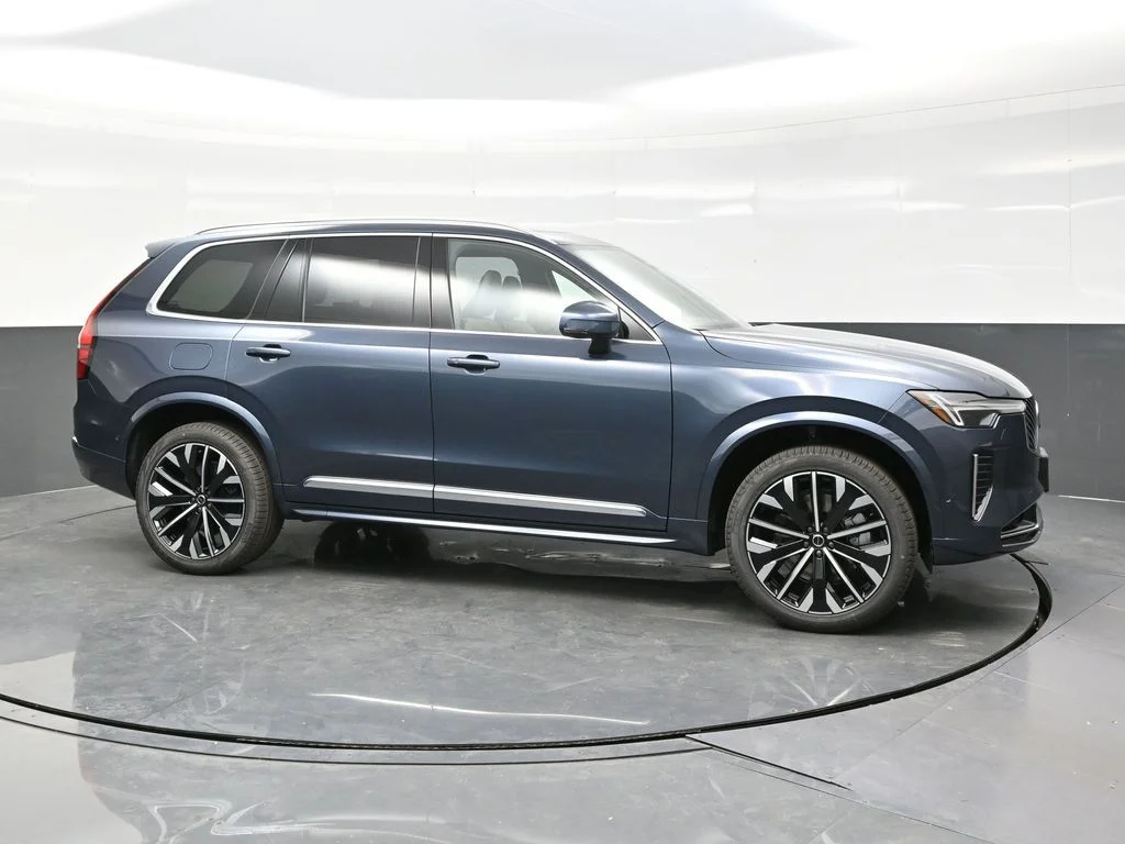New 2026 Denim Blue Volvo T8 Plus image 8