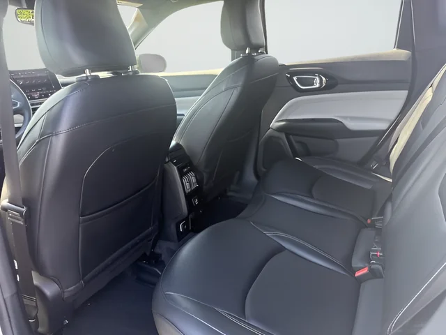 Used 2025 Silver Jeep Limited image 19