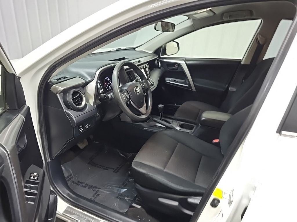 Used 2017 White Toyota LE image 28