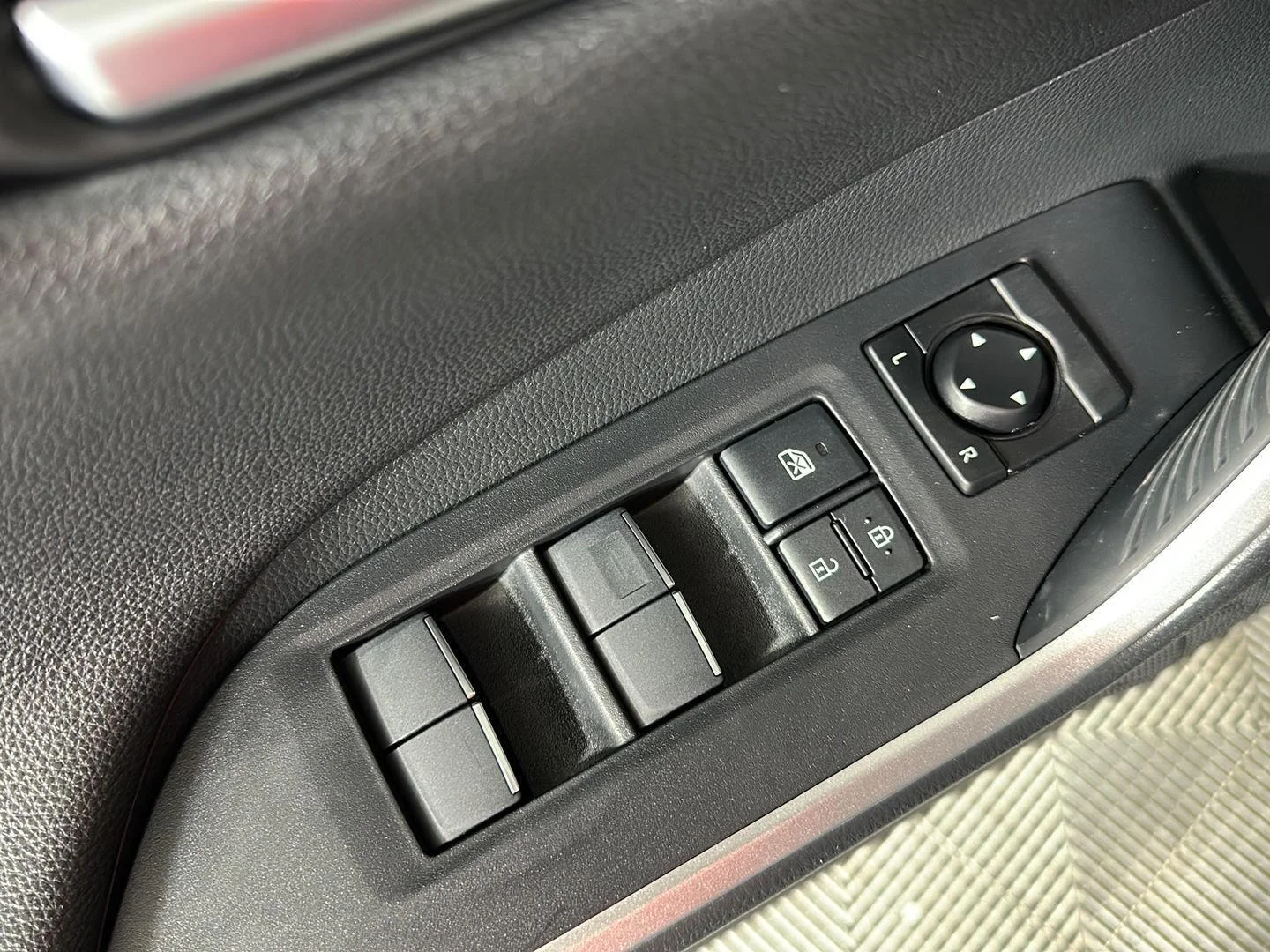 Used 2019 Magnetic Gray Metallic Toyota Limited image 7