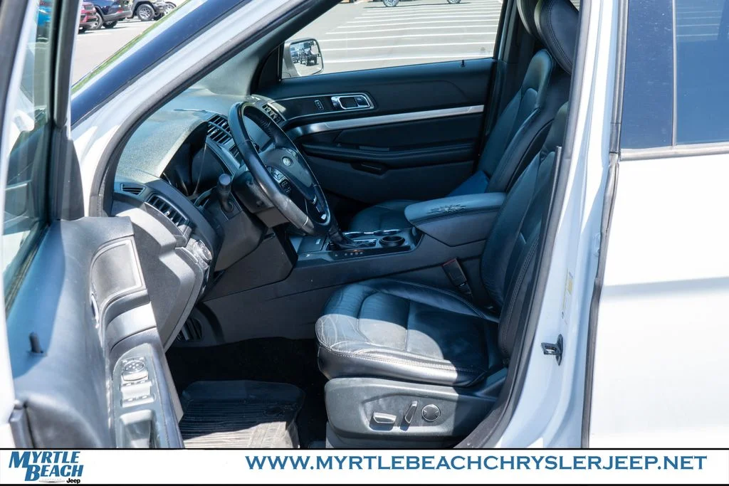 Used 2018 Oxford White Ford XLT image 18