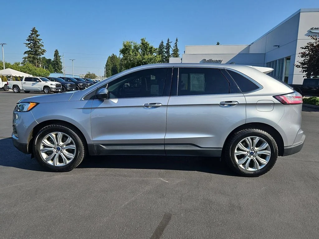 Used 2022 Silver Metallic Ford Titanium image 3