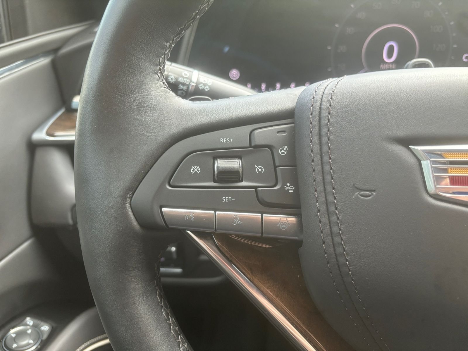 Used 2024 Gray Cadillac Sport Platinum image 22