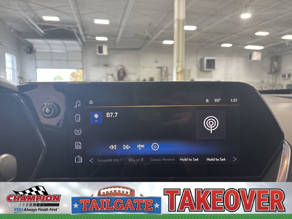 2024 Chevrolet Trax LT - Photo 17