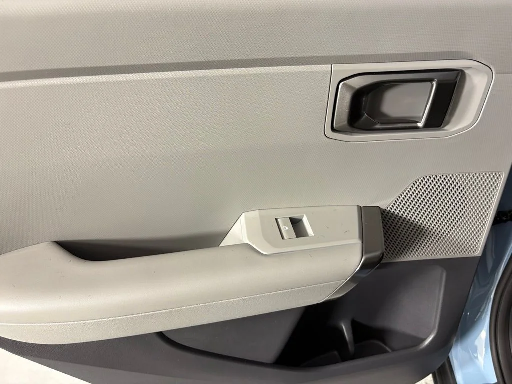 New 2027 Frost Blue Kia S image 34