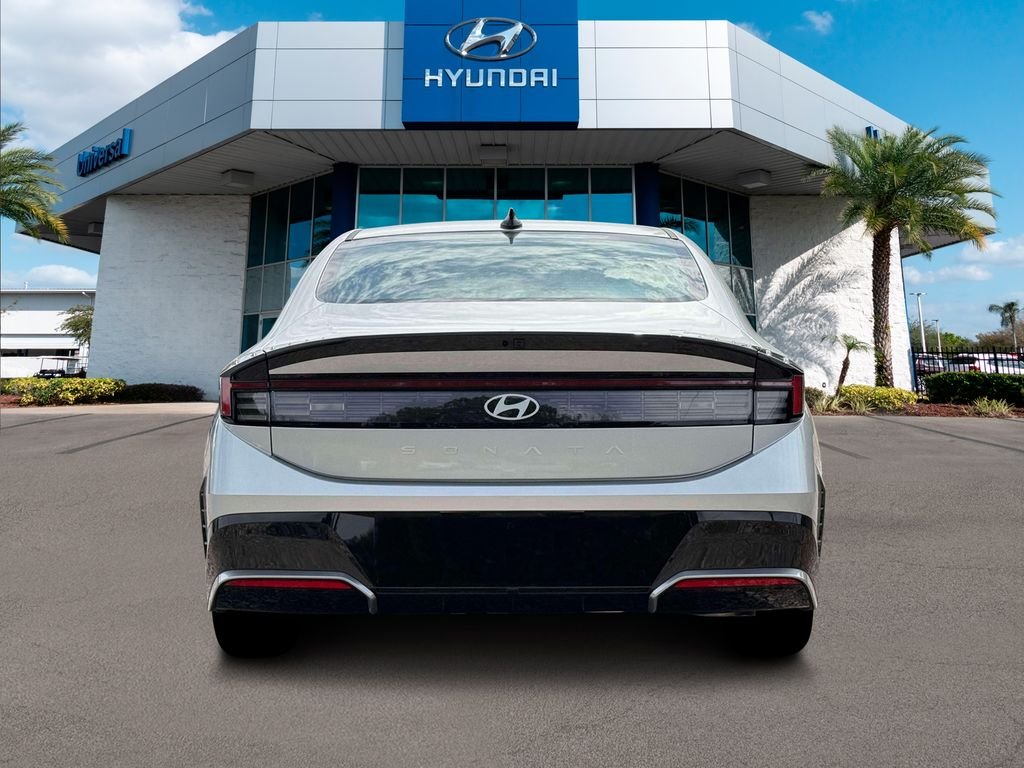 New 2026 Silver Hyundai SEL Sport image 26