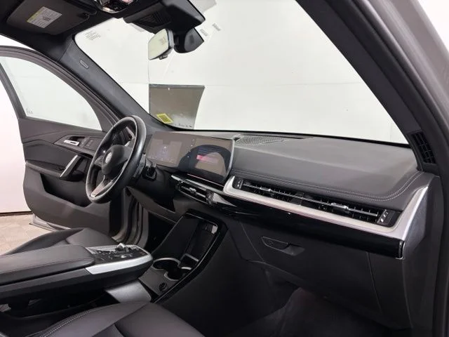 Used 2024 Space Silver Metallic BMW xDrive28i image 22