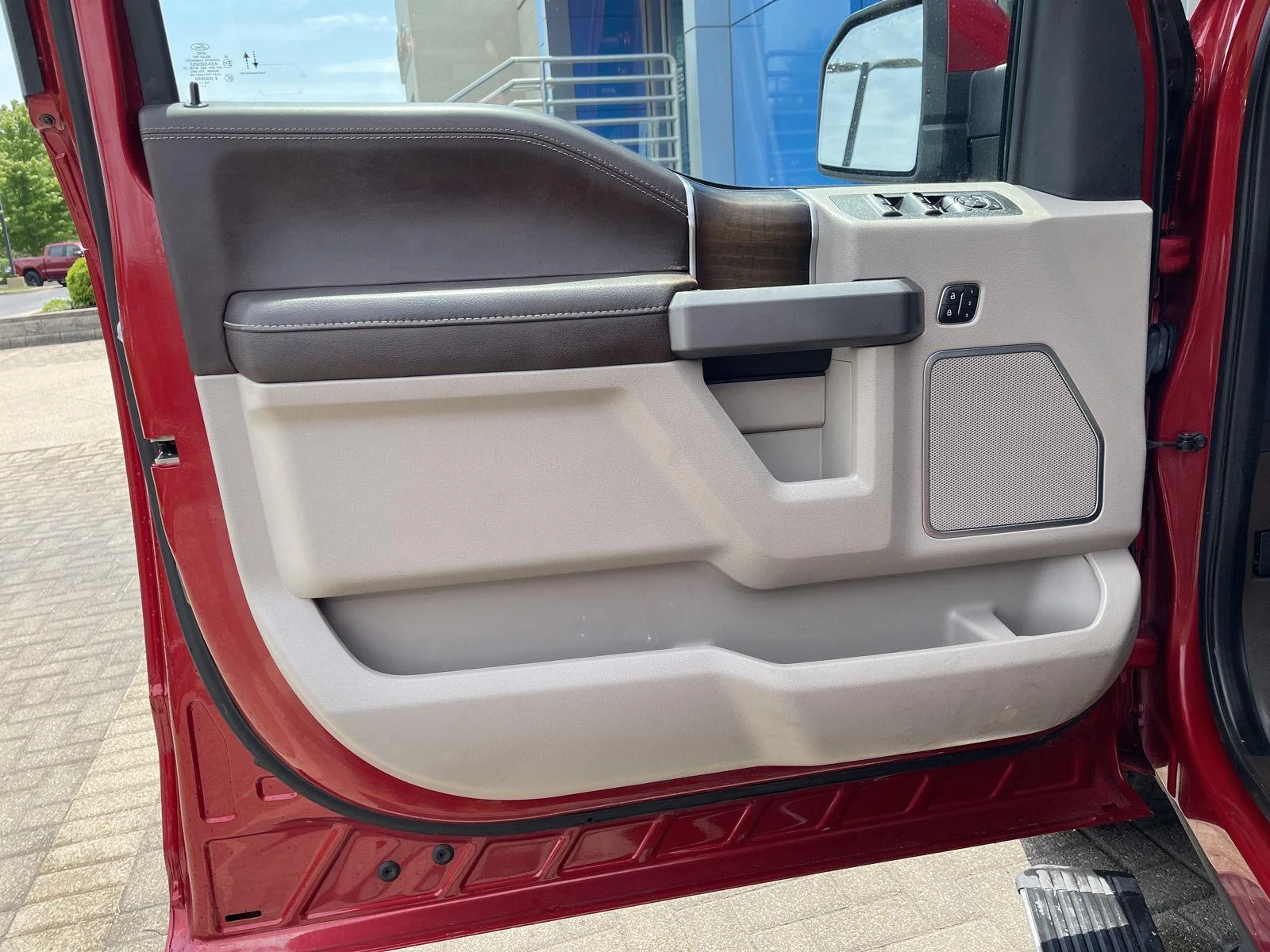 Used 2020 Rapid Red Metallic Tinted Clearcoat Ford Limited image 14