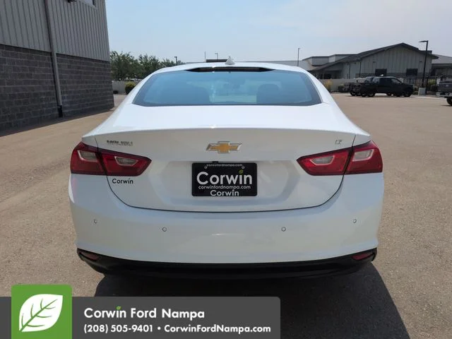 Used 2024 Summit White Chevrolet  image 4