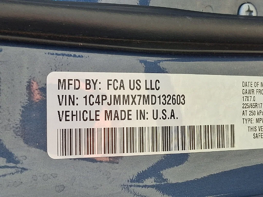 Used 2021 Blue Jeep Latitude Lux image 26