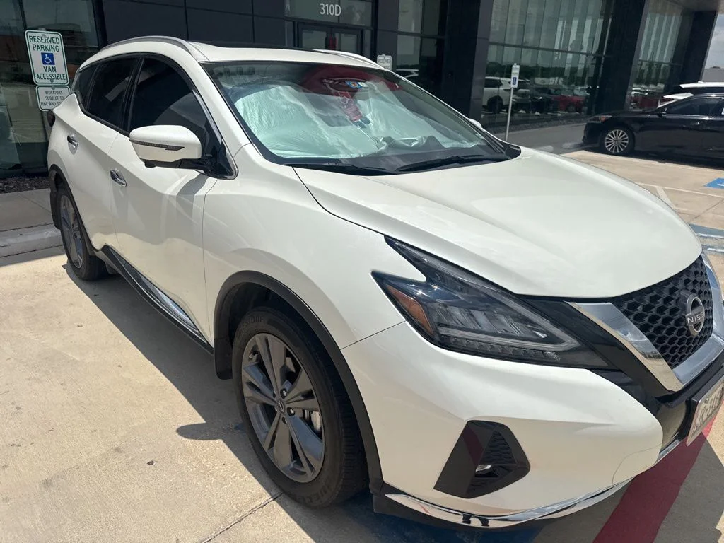 2023 Nissan Murano Platinum FWD's photo