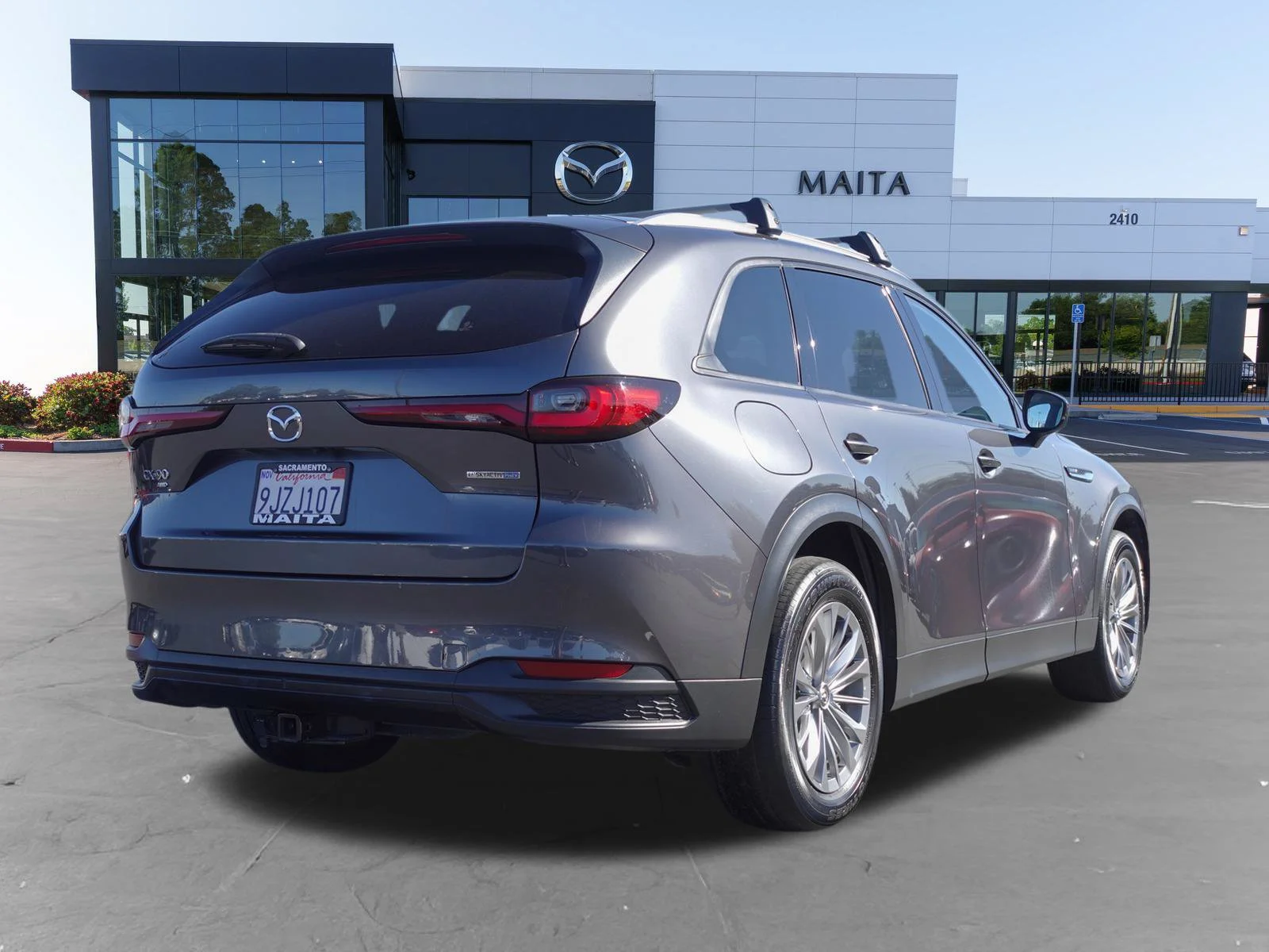 Certified Used 2024 Machine Gray Metallic Mazda Preferred image 4