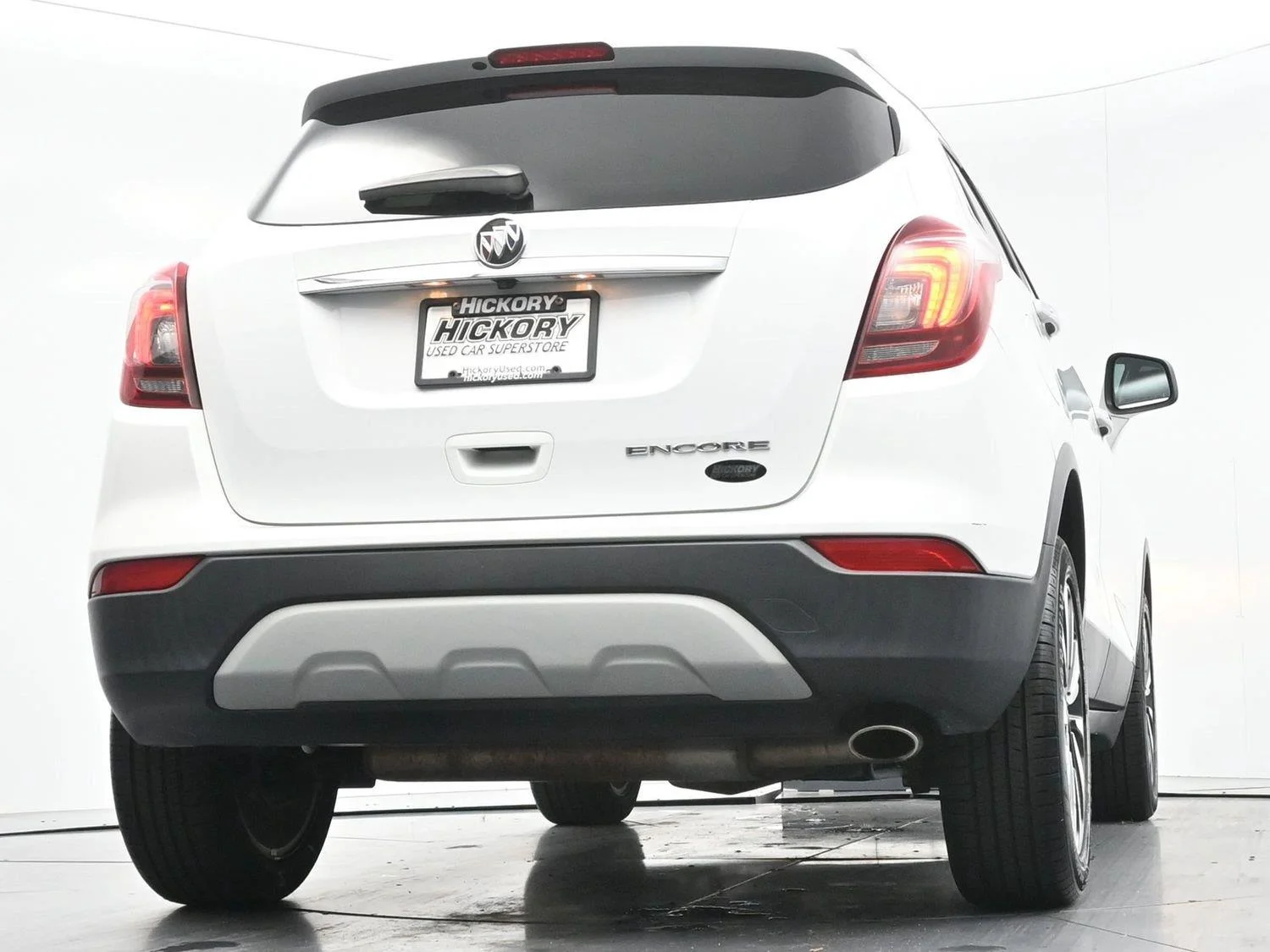 Used 2021 Summit White Buick Preferred image 44
