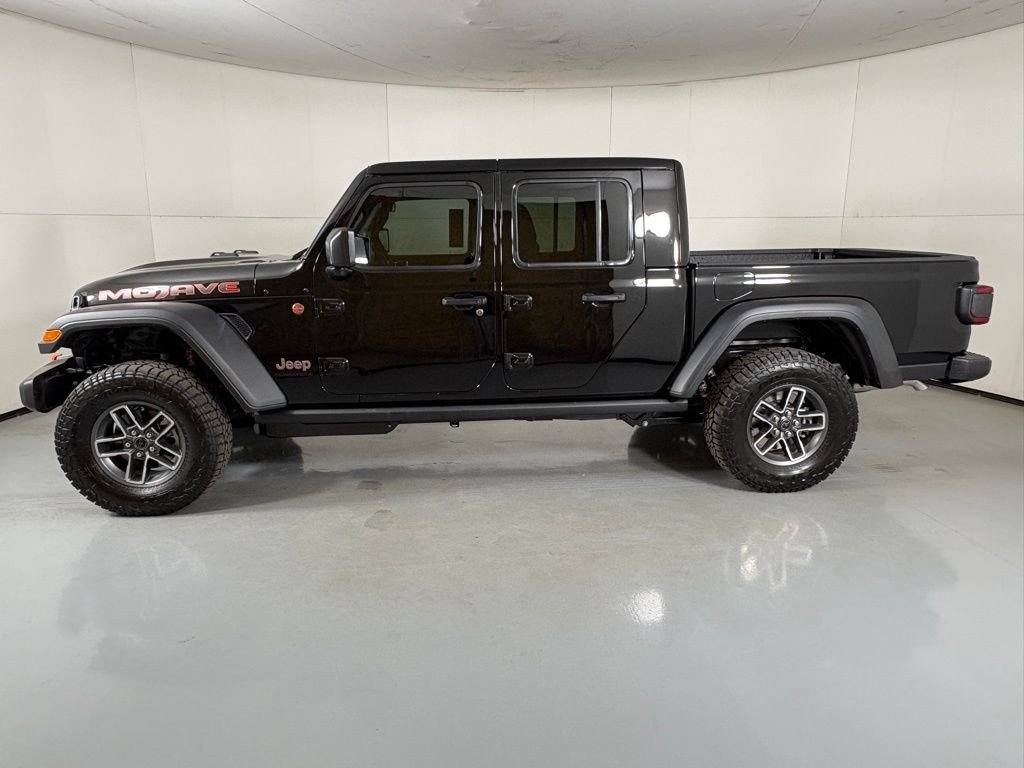 New 2026 Black Clearcoat Jeep Mojave image 5