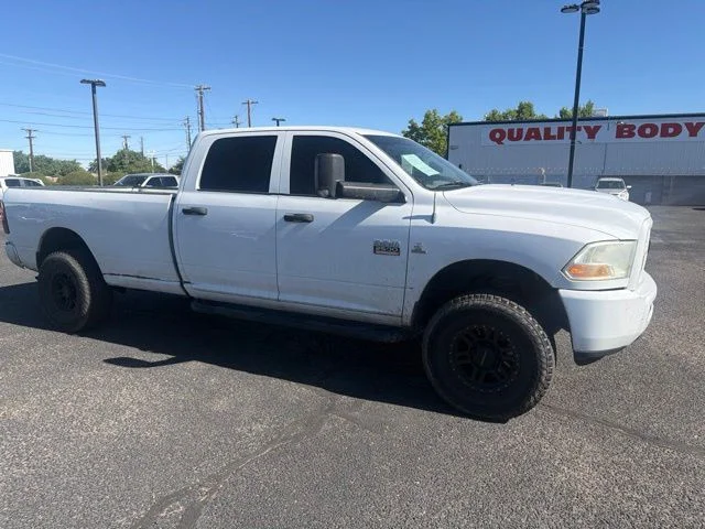 Used 2012 White Ram ST image 13