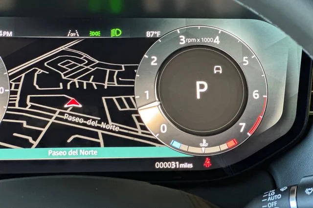 New 2026 Santorini Black Land Rover SE image 27