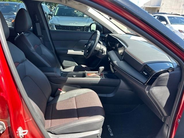 Used 2025 Red Nissan SR image 12