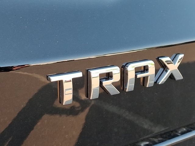 New 2026 Mosaic Black Metallic Chevrolet ACTIV image 12