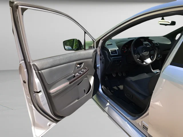 Used 2017 Silver Subaru Limited image 10