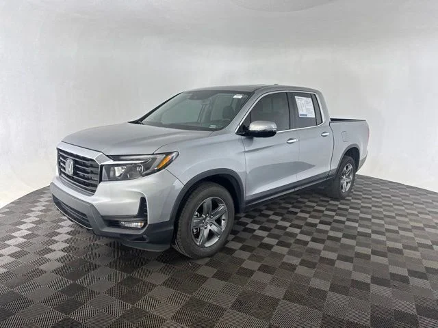 Used 2023 Silver Honda RTL-E image 3