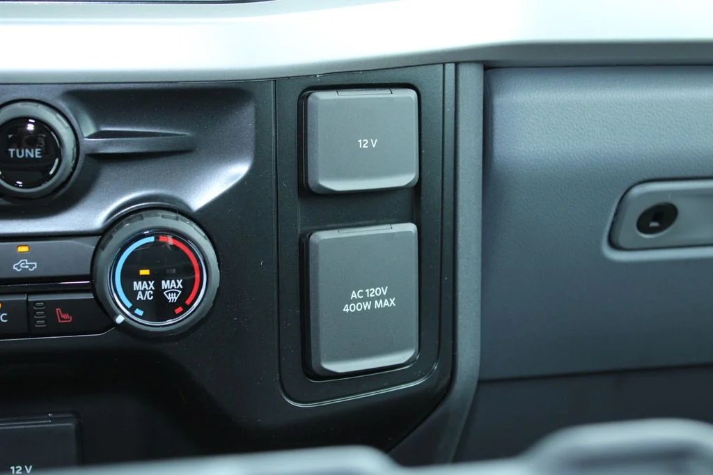New 2026 Agate Black Metallic Ford F-250® XLT image 26