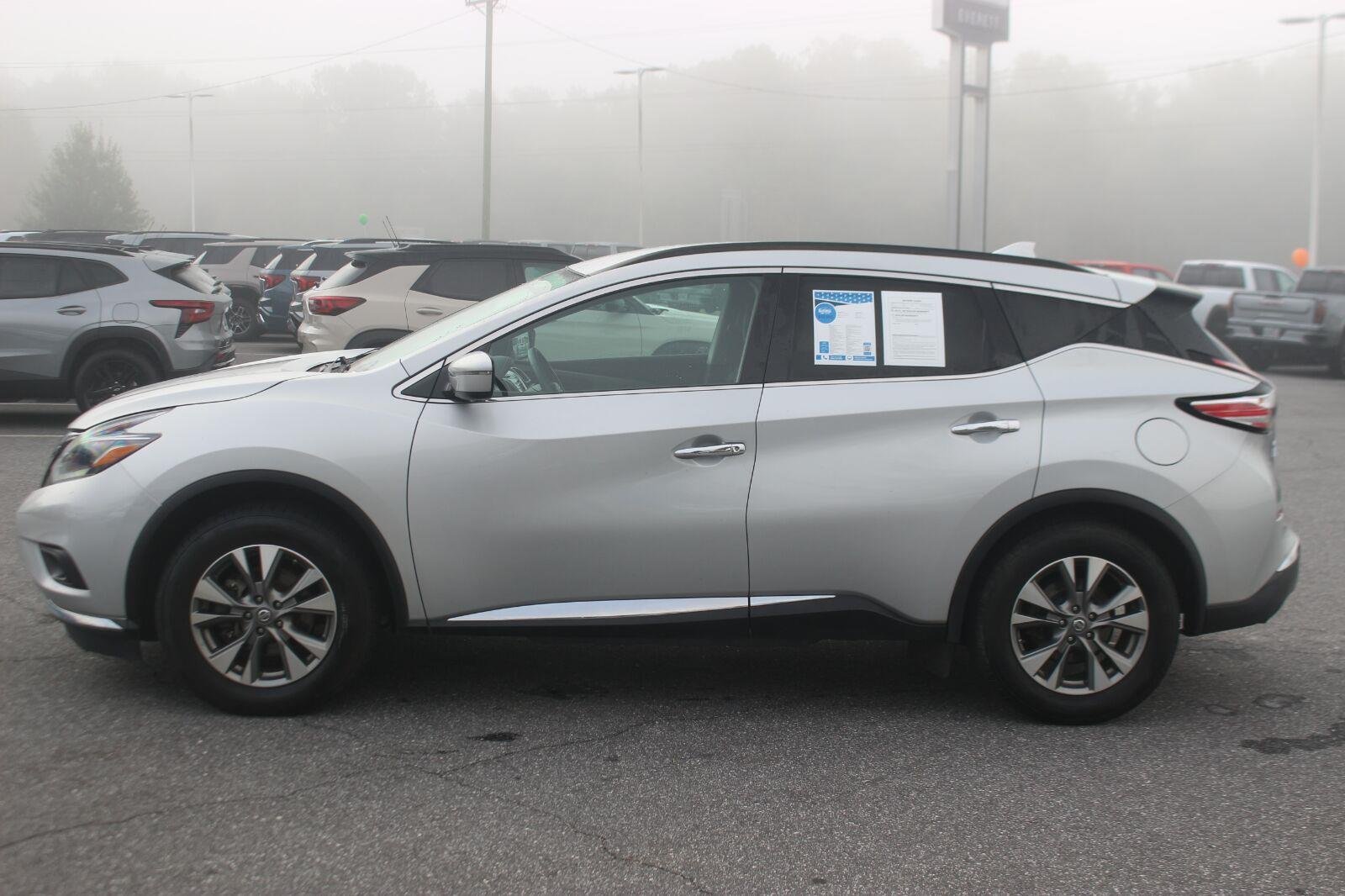 Used 2018 Silver Nissan SV image 4