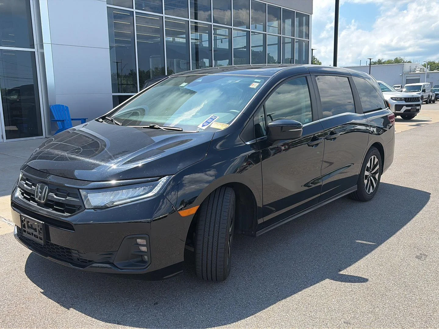 Used 2025  Honda EX-L image 4