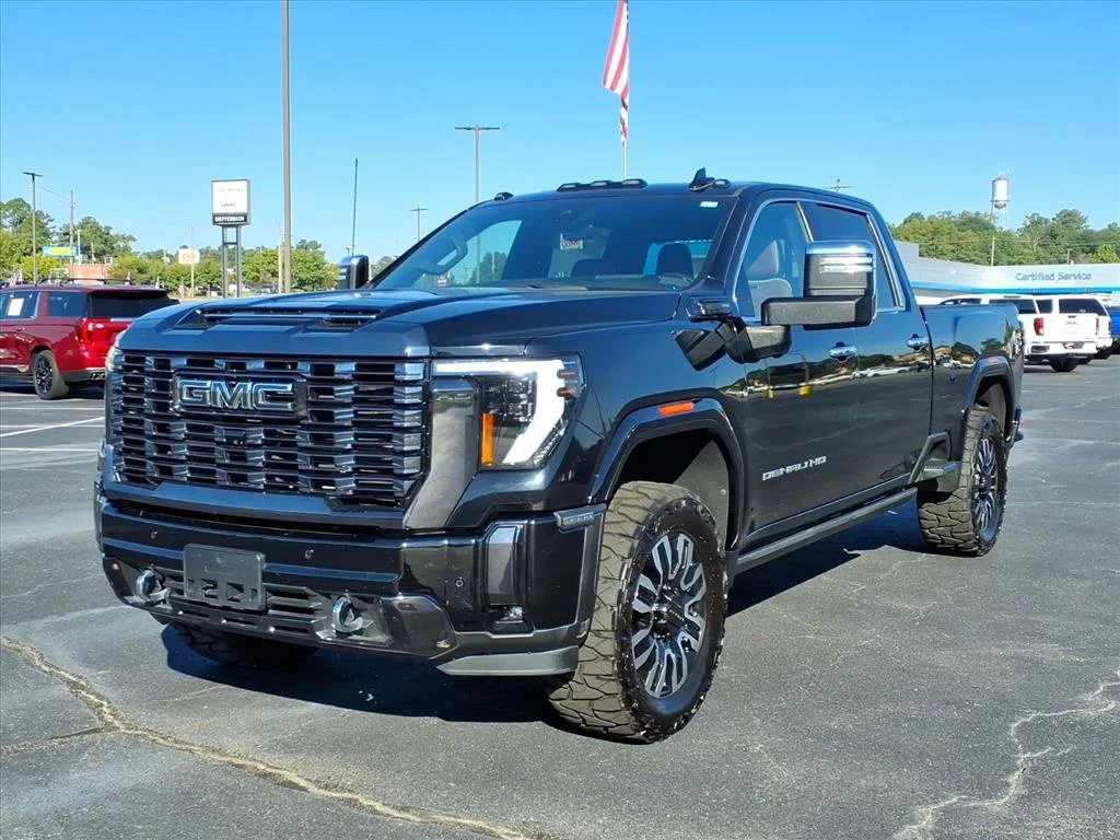 Used 2024 Onyx Black GMC Denali Ultimate image 1