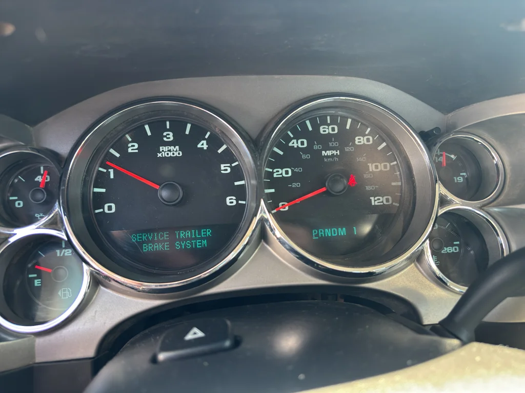 2011 Chevrolet Silverado 3500HD Work Truck - Photo 13