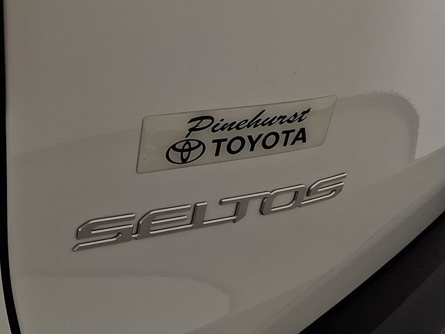 Used 2026 White Kia EX image 37