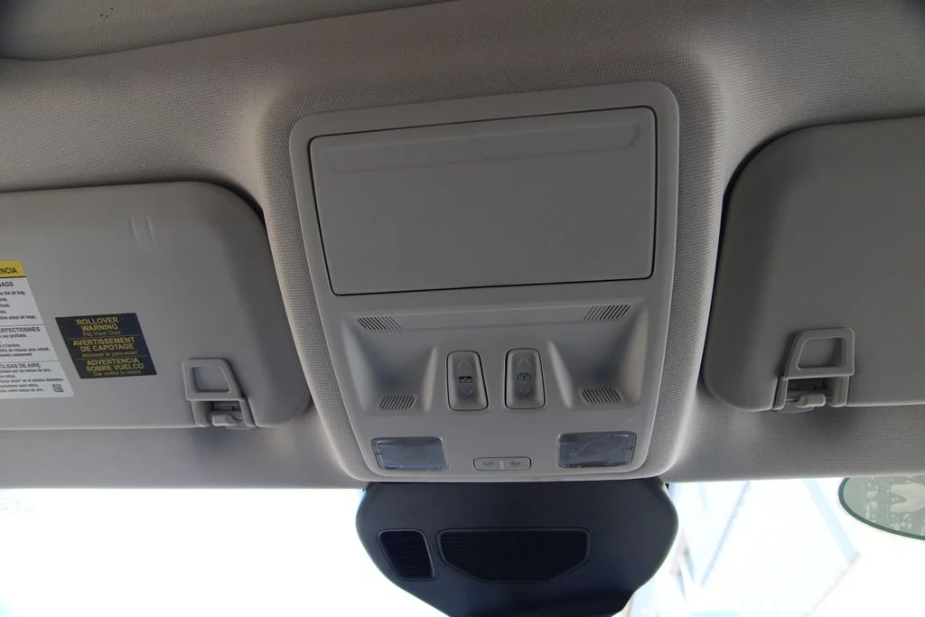Used 2021 Red Ford SE image 37