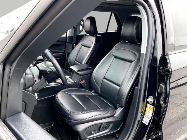 Used 2022 Black Metallic Ford XLT image 10